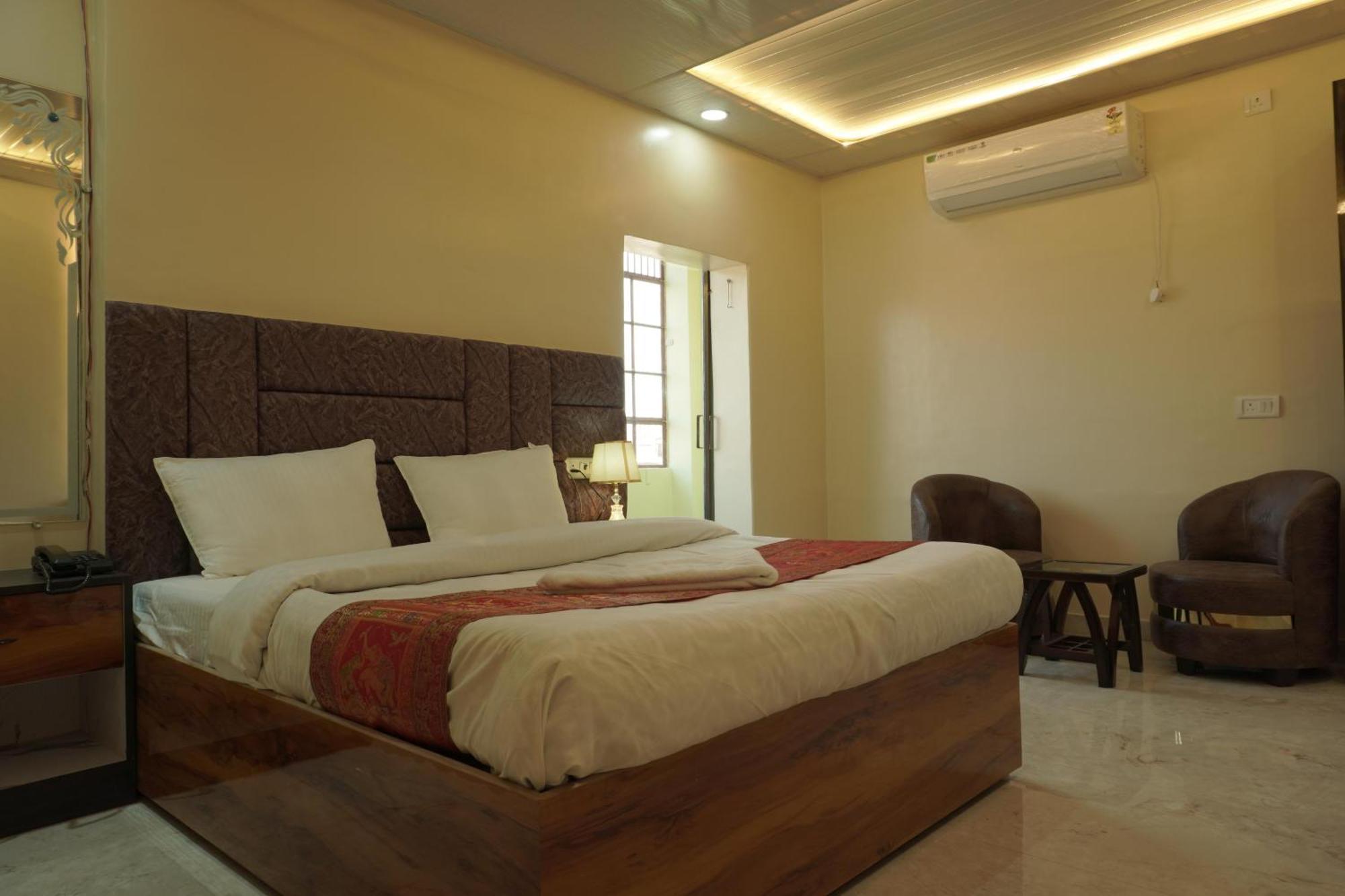 Guest house Classy5 Varanasi