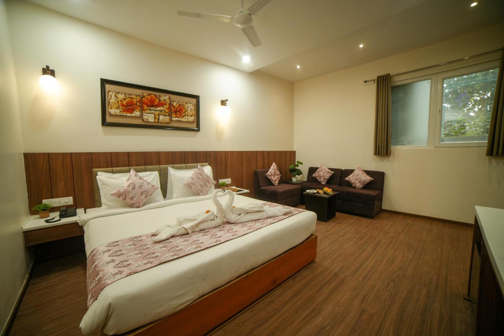 Hotel Hari Vilaas Enclave Varanasi