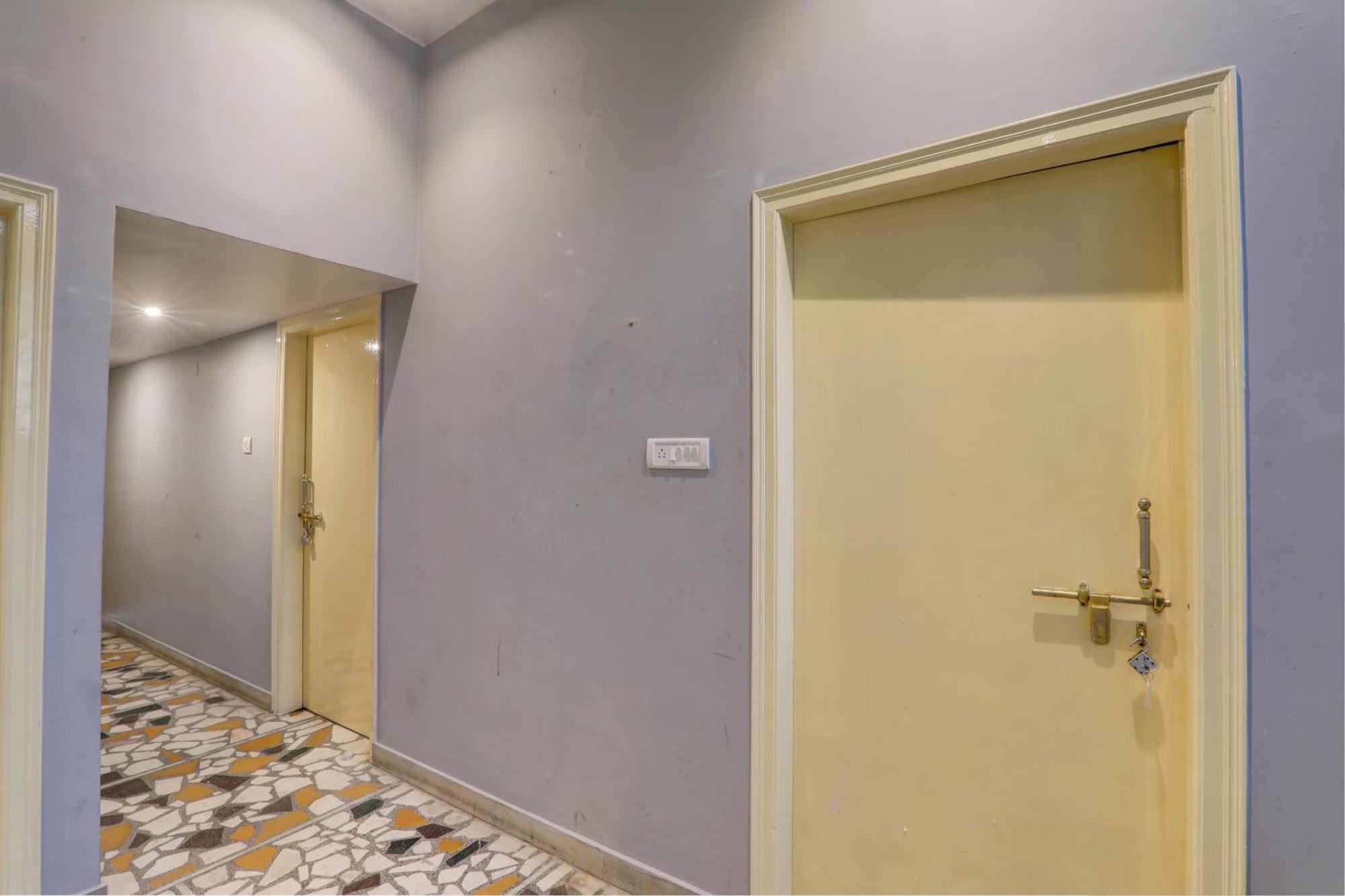 O Flagship Adbhut Moment Hotel Varanasi