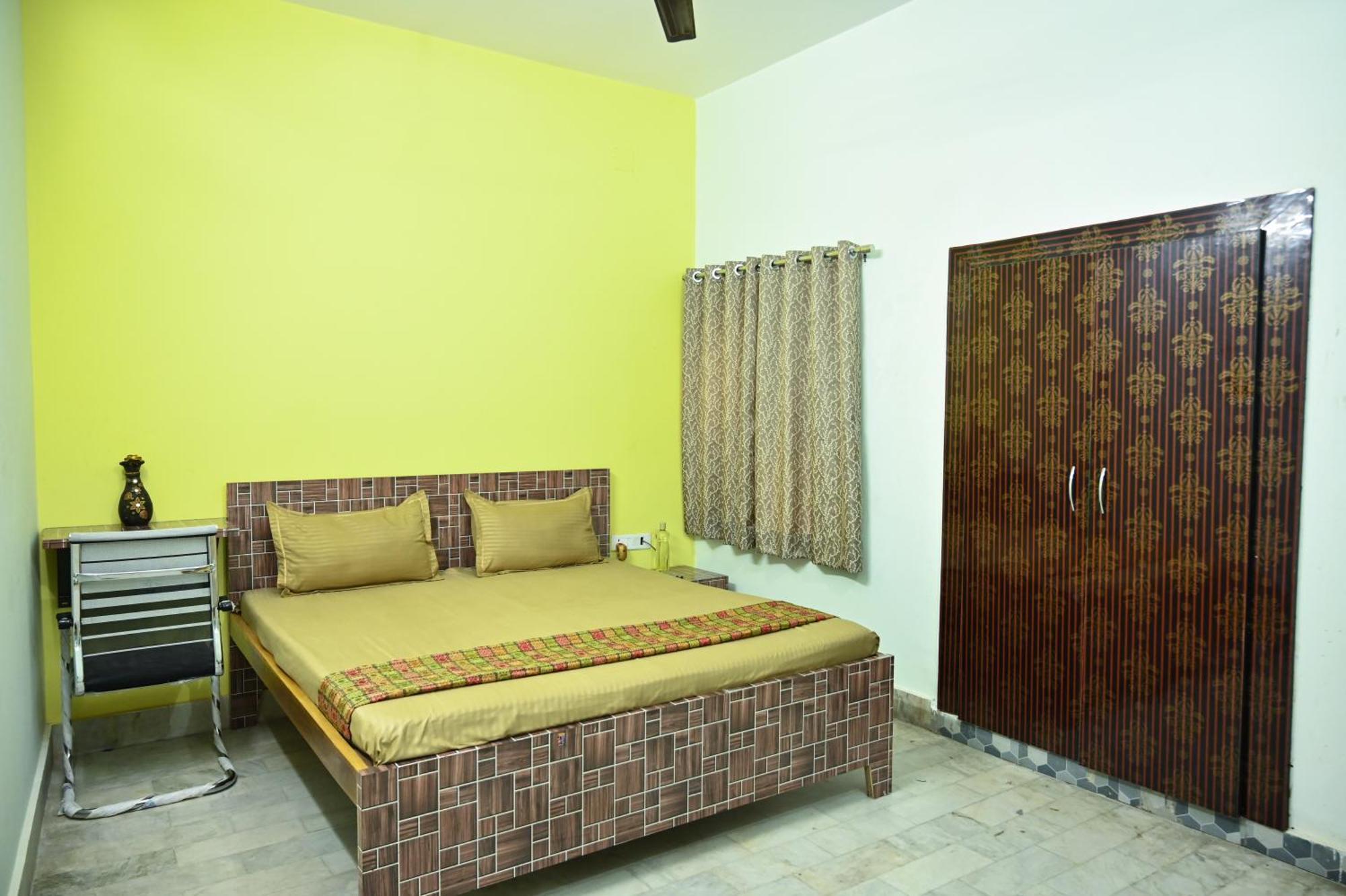 Guest house Neerja Varanasi