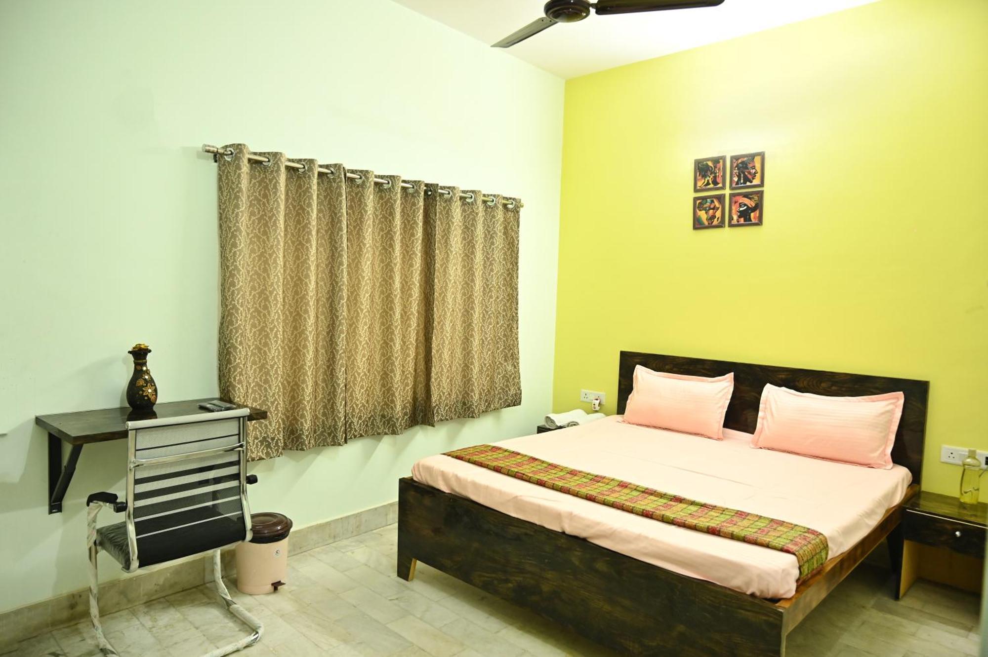Guest house Neerja *