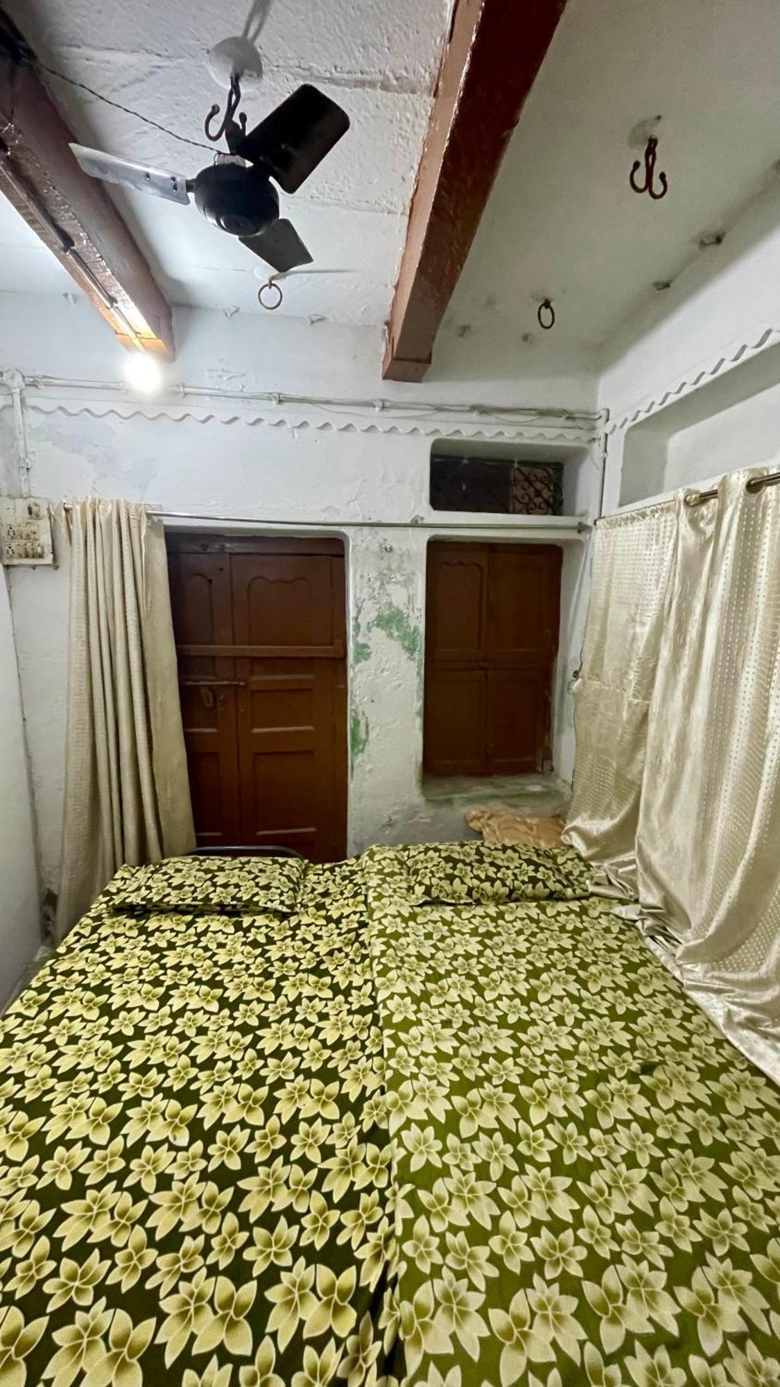 Sheetla * Varanasi