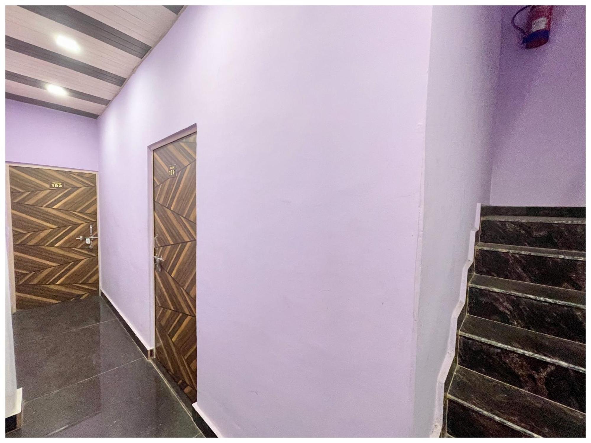 Shiv Darshan Hotel