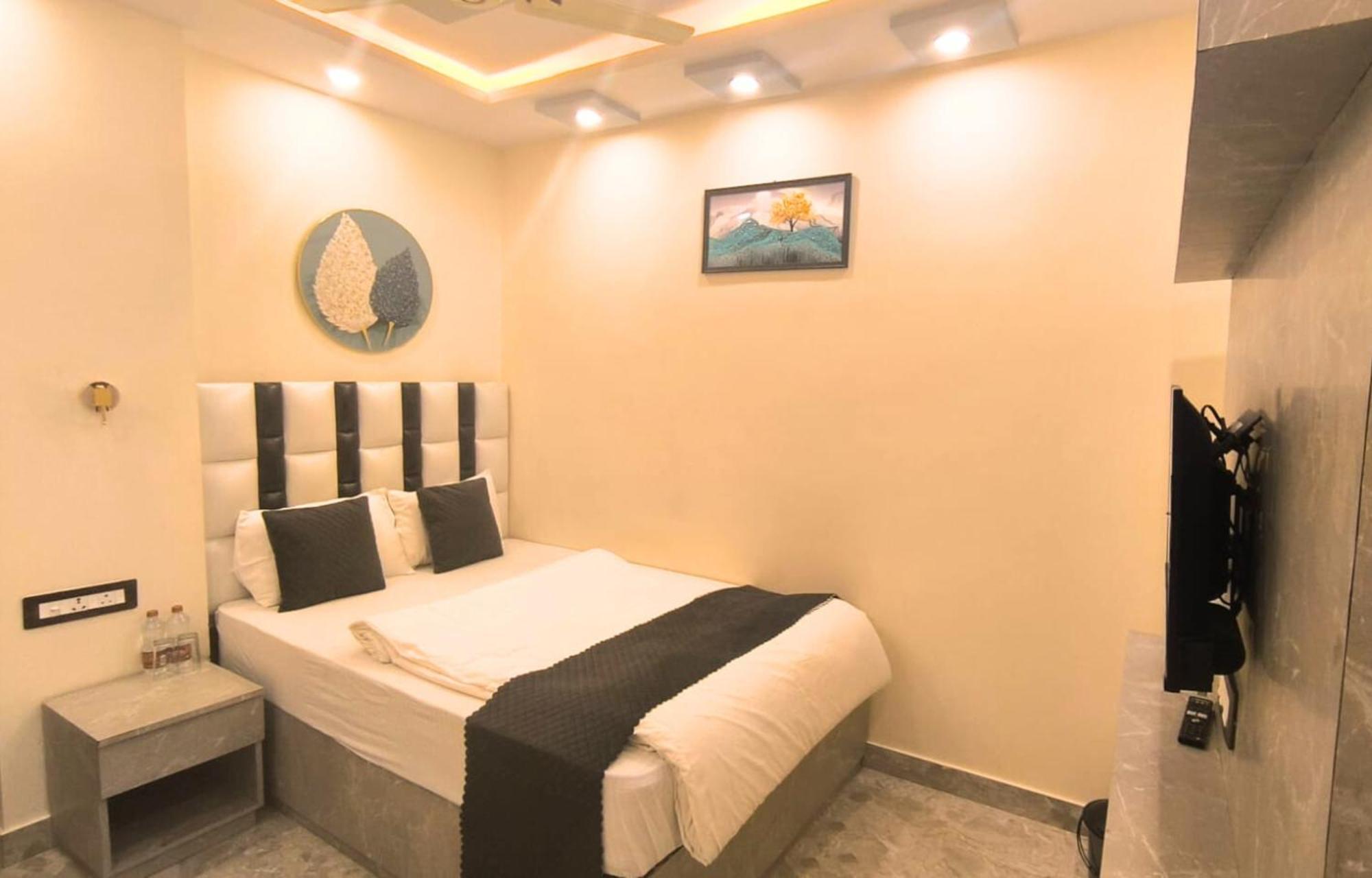 Devvanshi Hotel