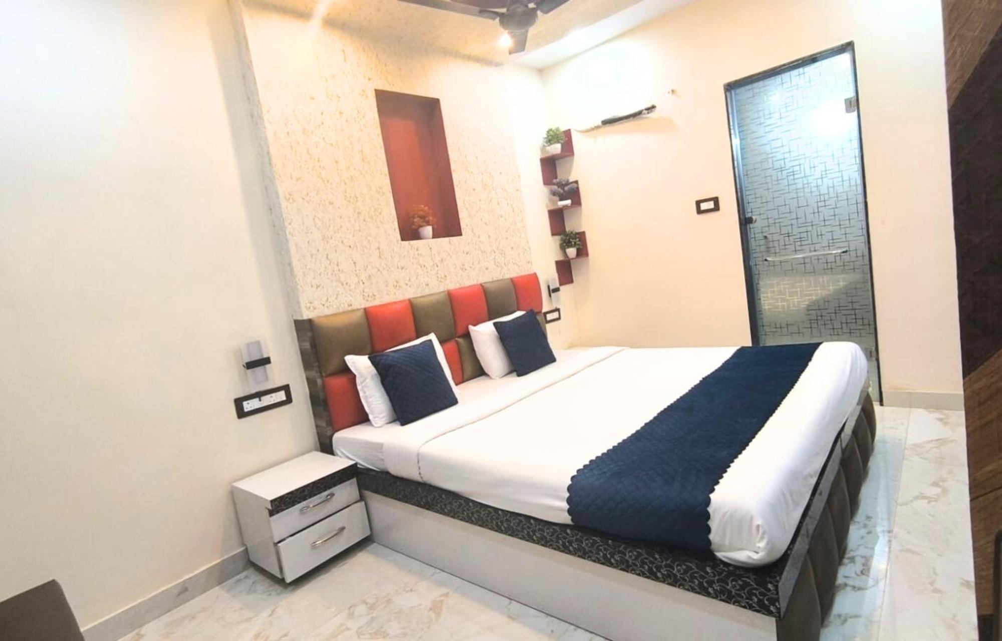 Hotel Devvanshi Varanasi