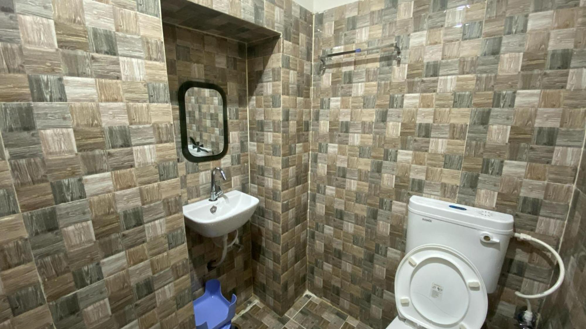 Gomati Residency Hotel *