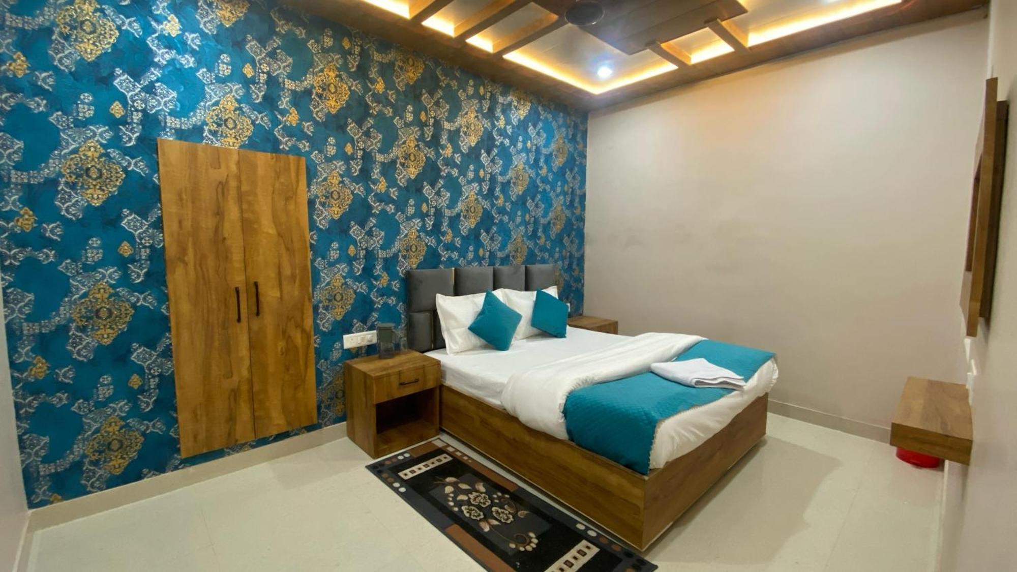 Hotel Gomati Residency