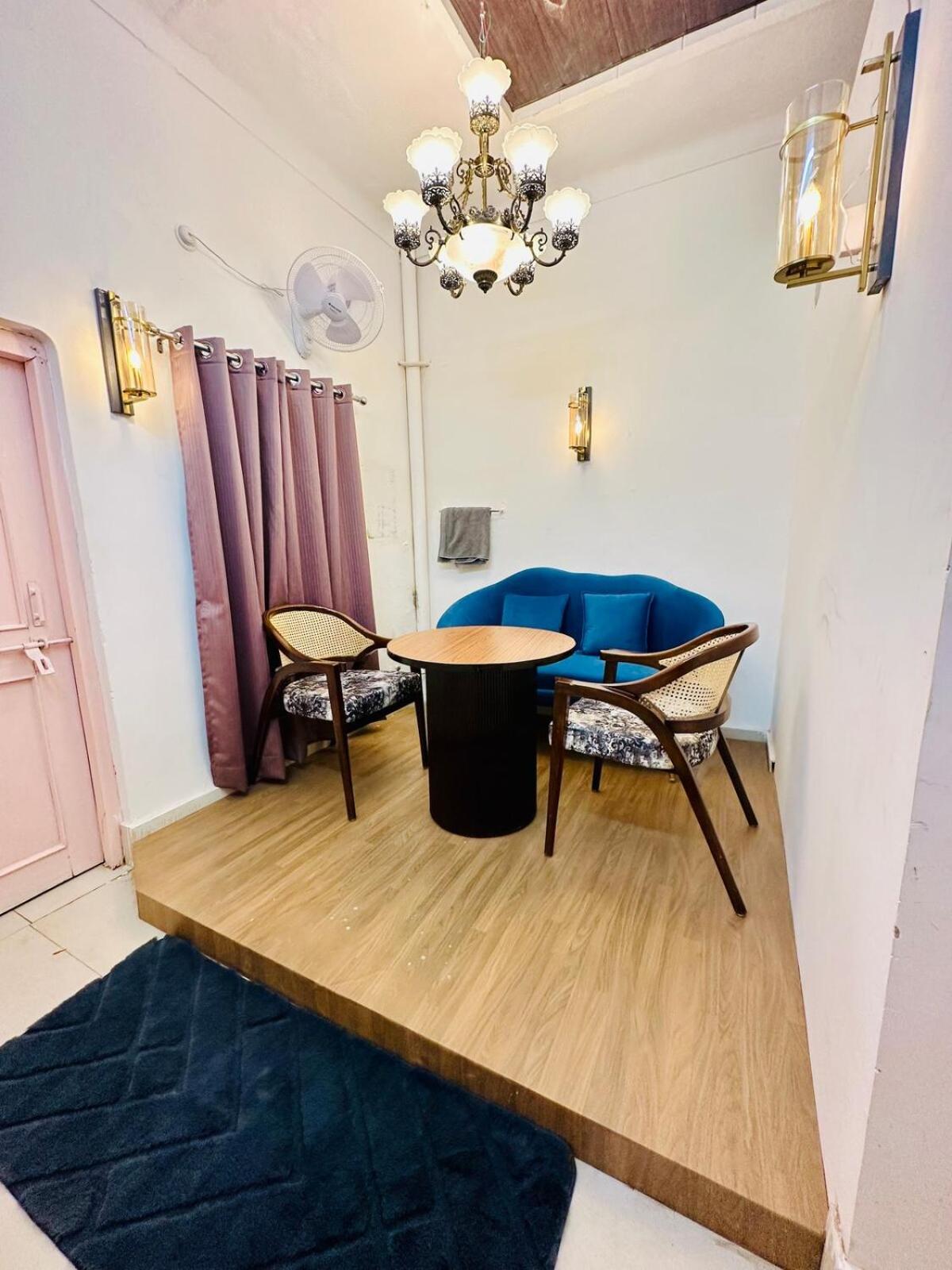 Kamaree-7bhk *