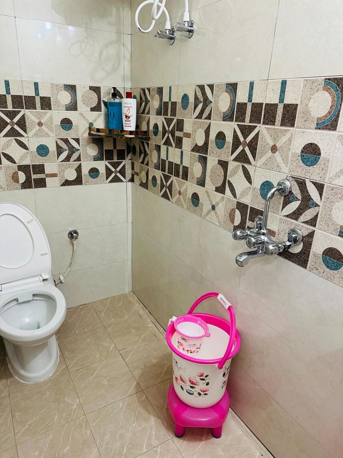 Kamaree-7bhk Apartment *