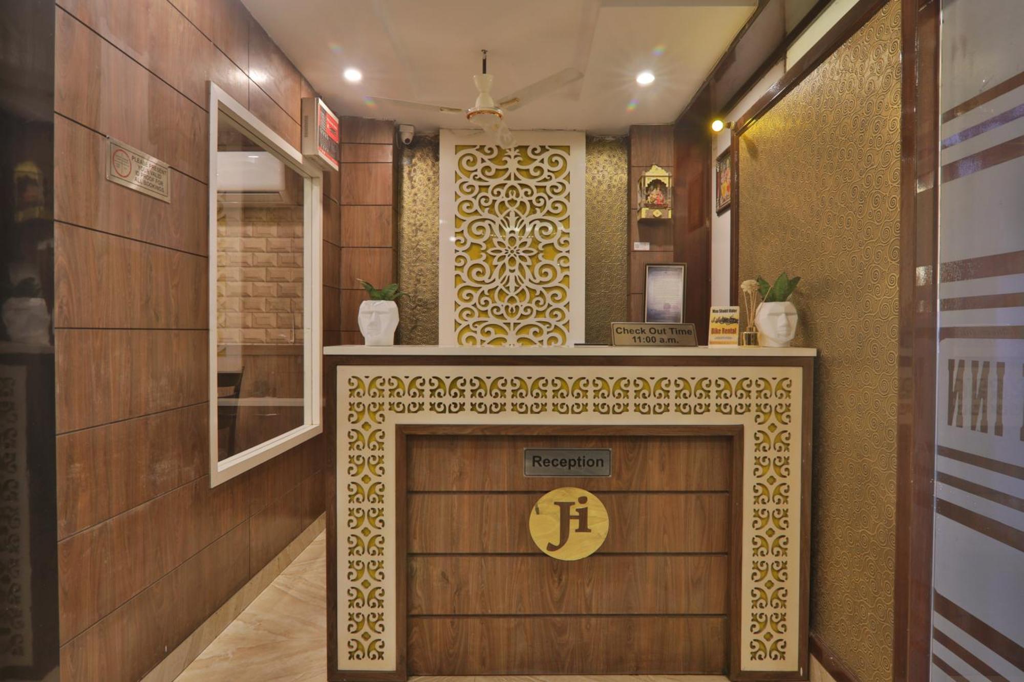 Janki Sigra 2 Km From Kashi Vishwanath Dham