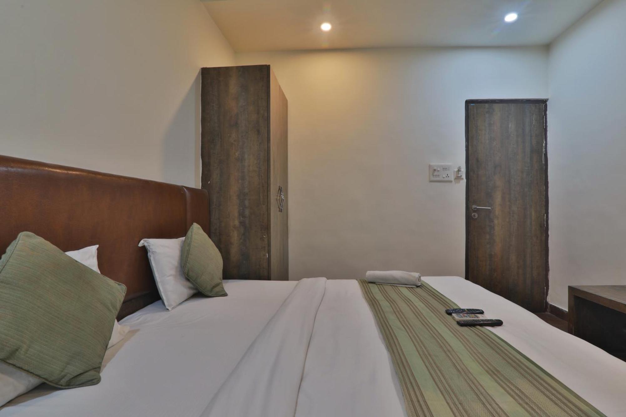Janki Sigra 2 Km From Kashi Vishwanath Dham Hotel Varanasi