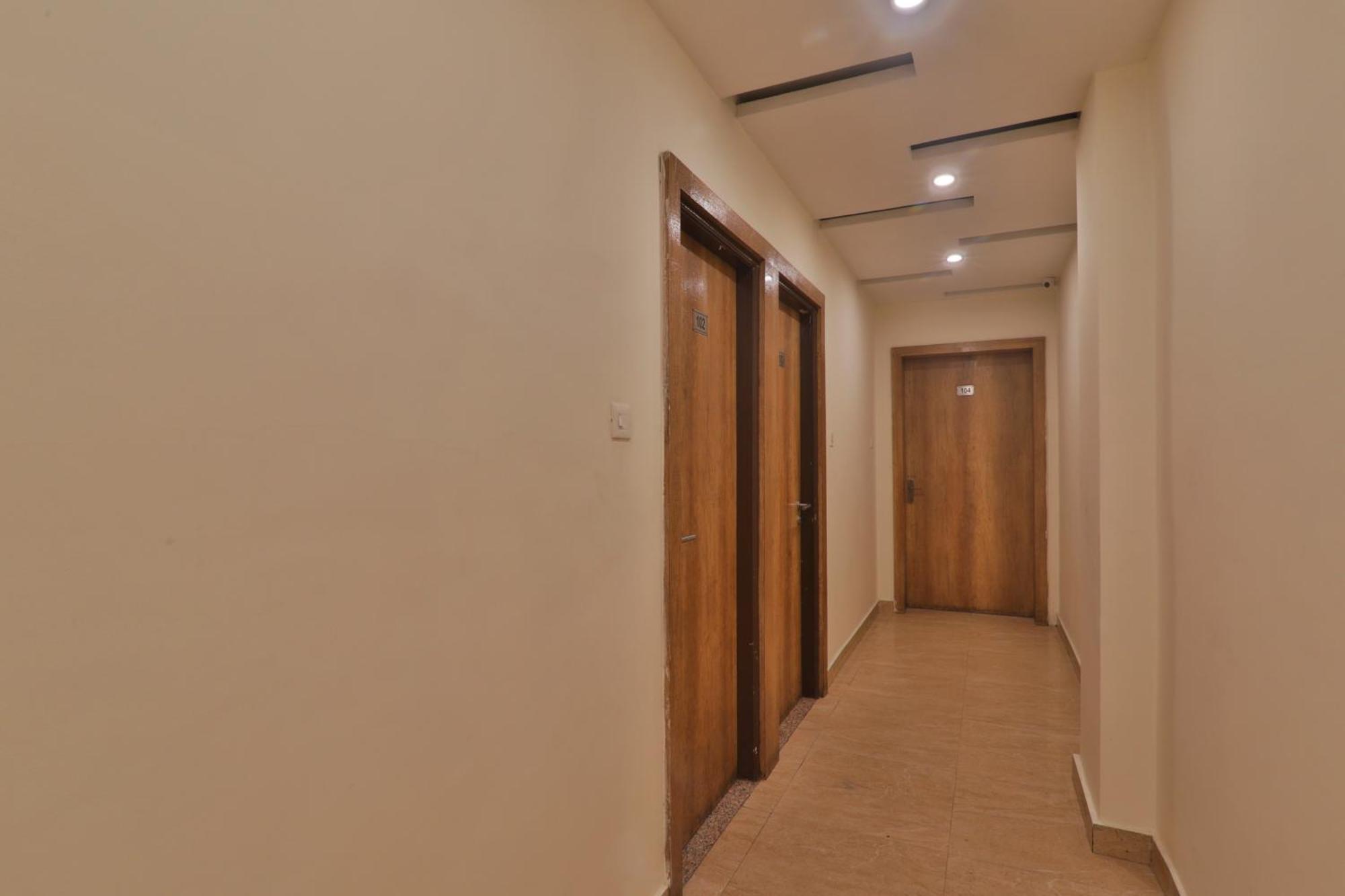 Janki Sigra 2 Km From Kashi Vishwanath Dham Hotel 3*