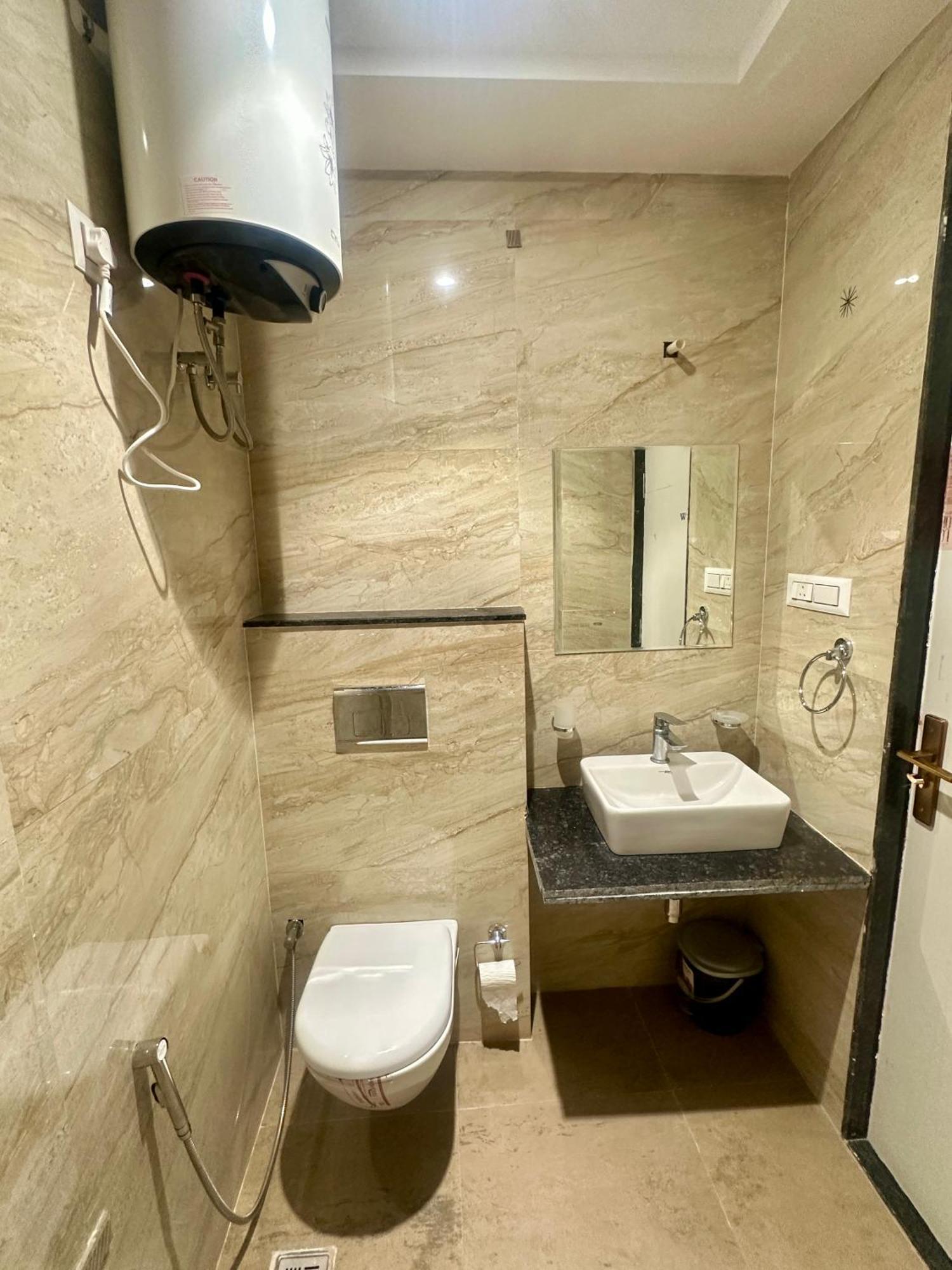 Deep Palace Hotel Varanasi