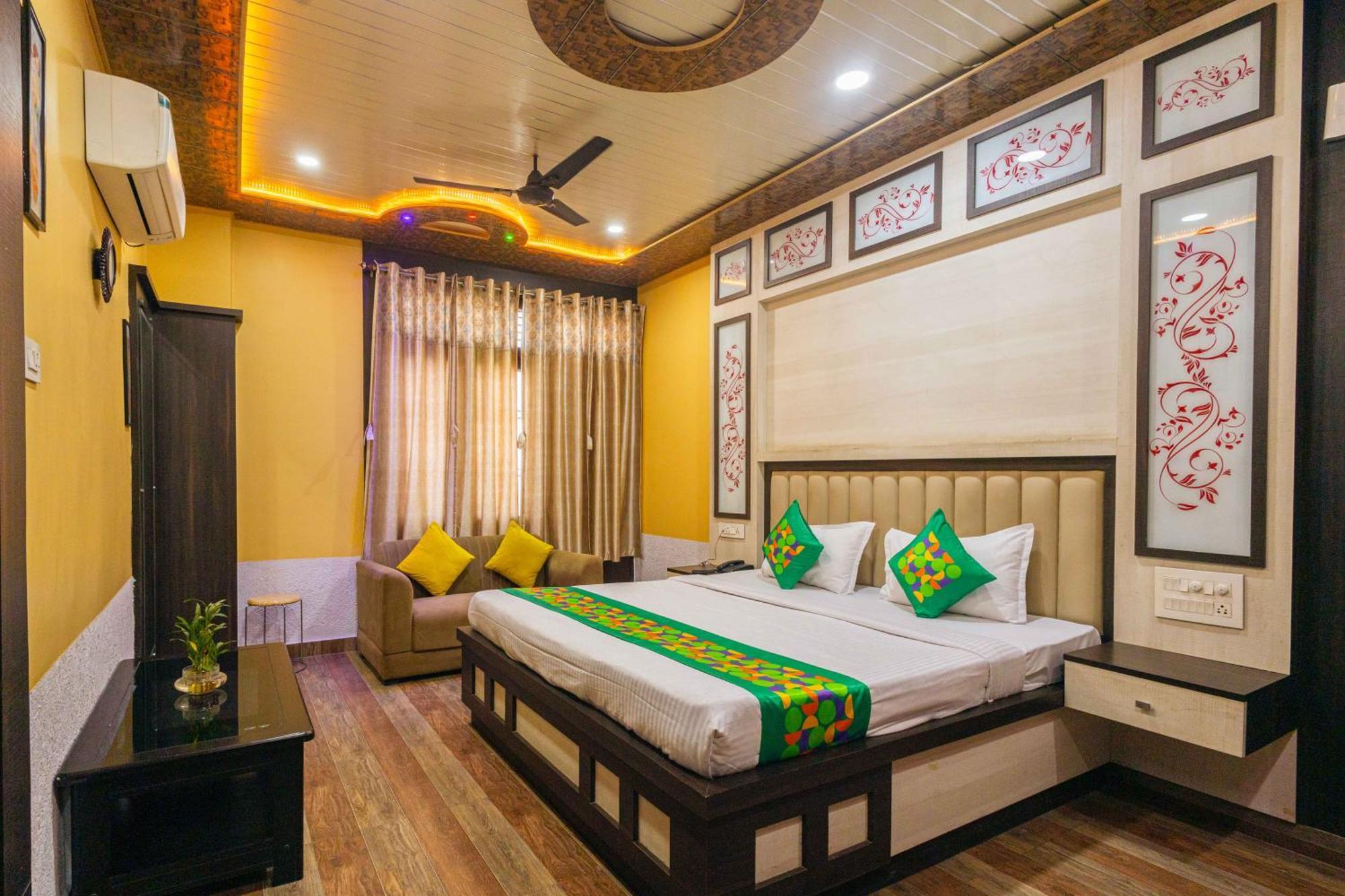 Hotel Treebo Saumendra Residency 3*