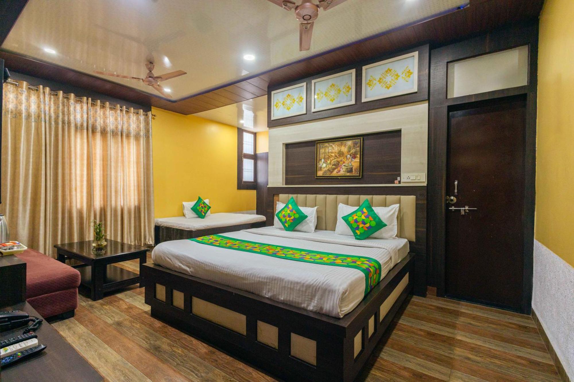 Treebo Saumendra Residency Hotel 3*