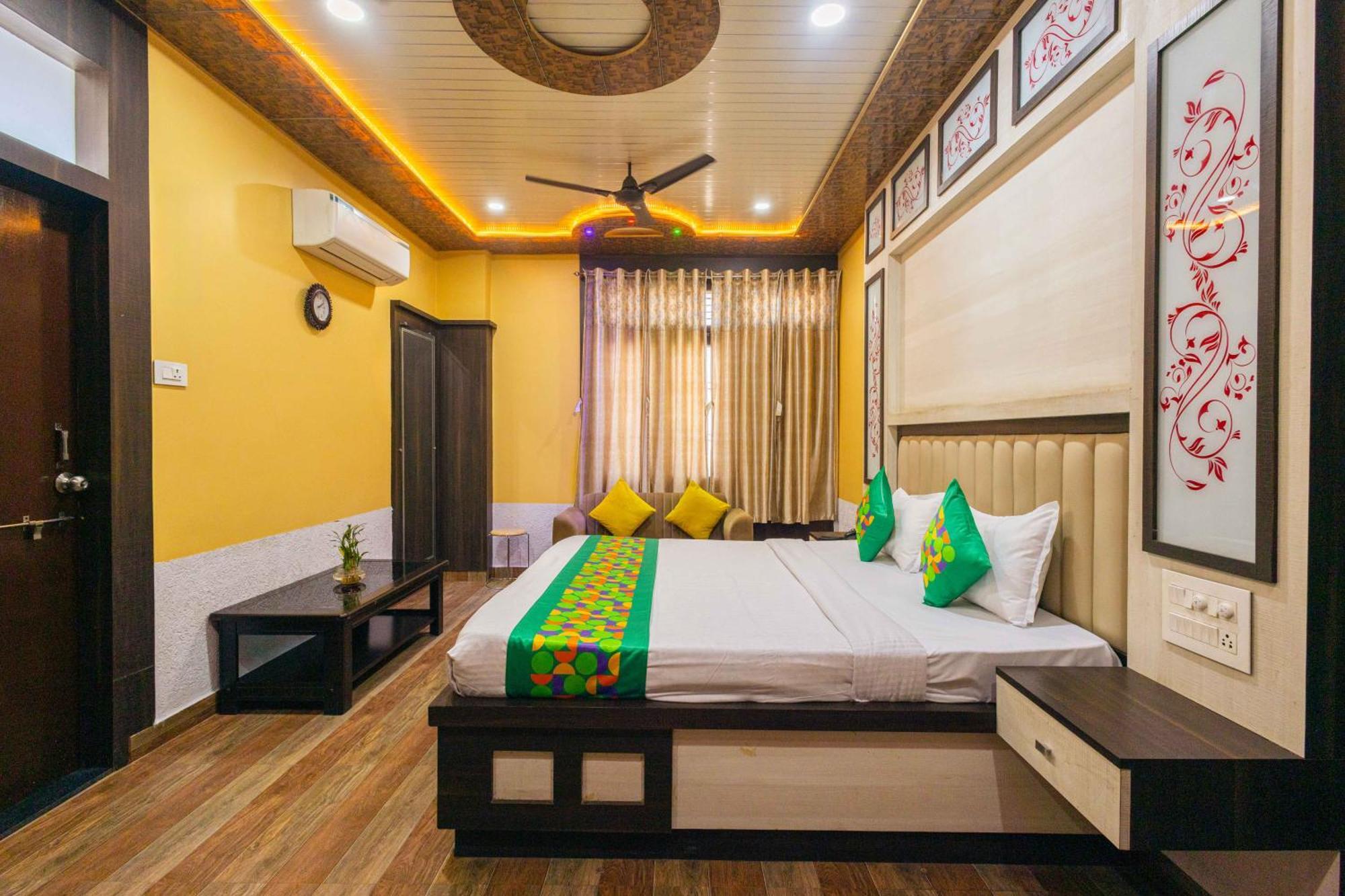 Treebo Saumendra Residency