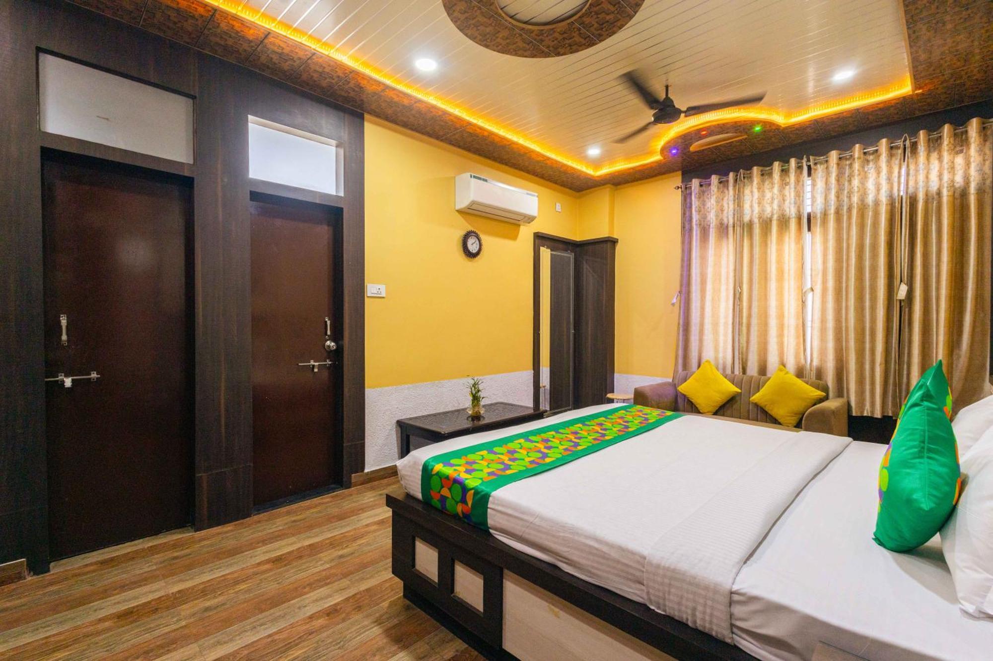 Treebo Saumendra Residency Hotel Varanasi