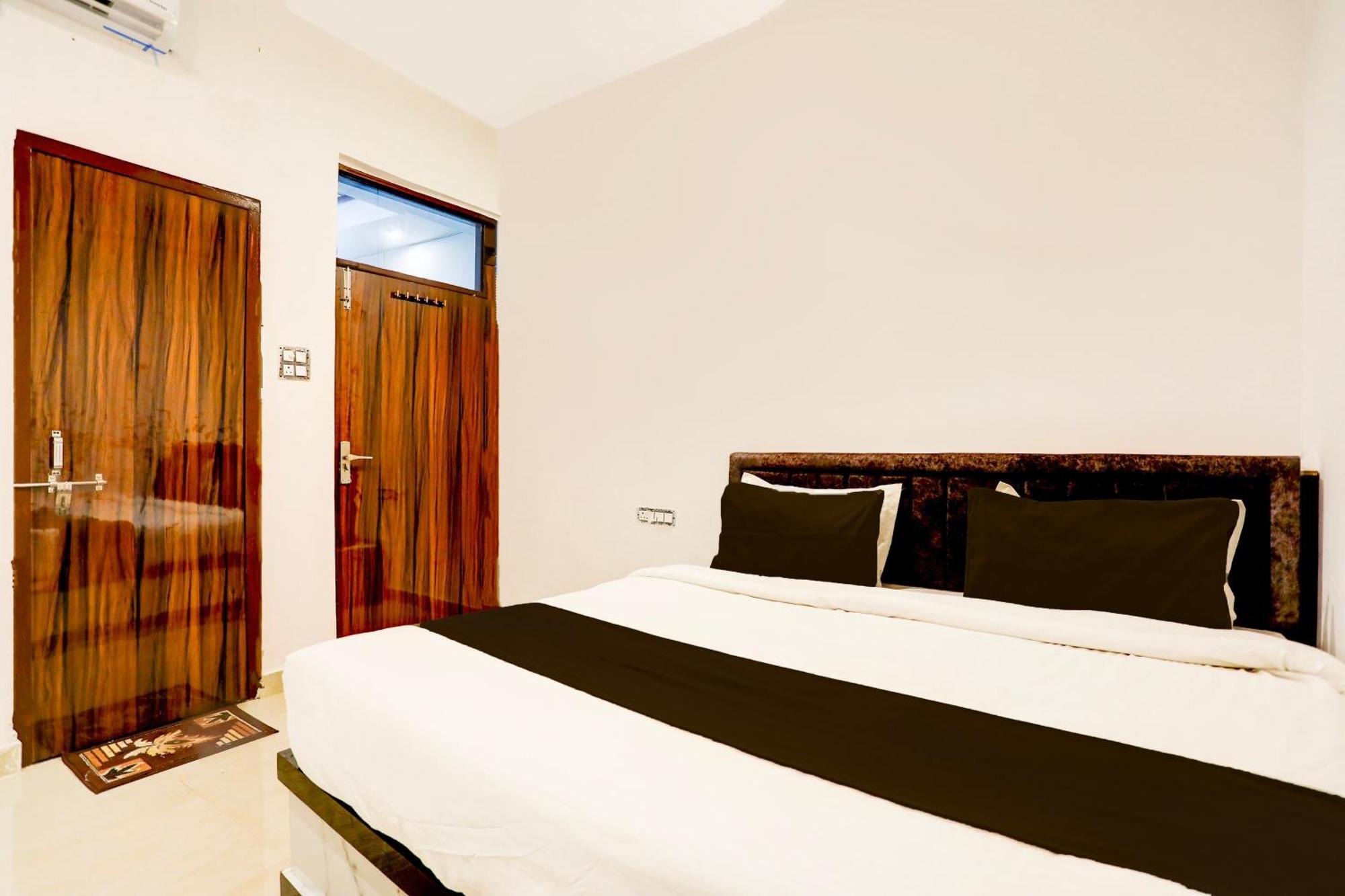 O Aditya Residency Varanasi