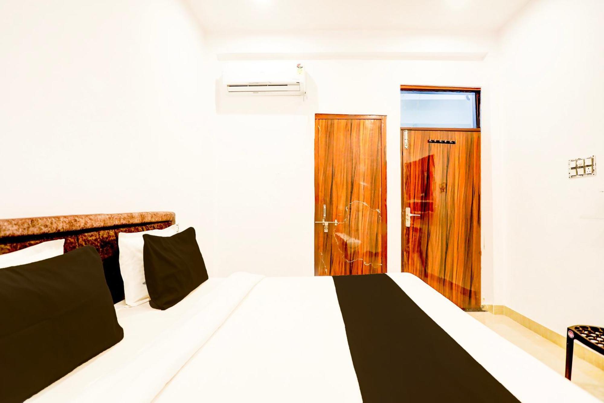 O Aditya Residency 4*