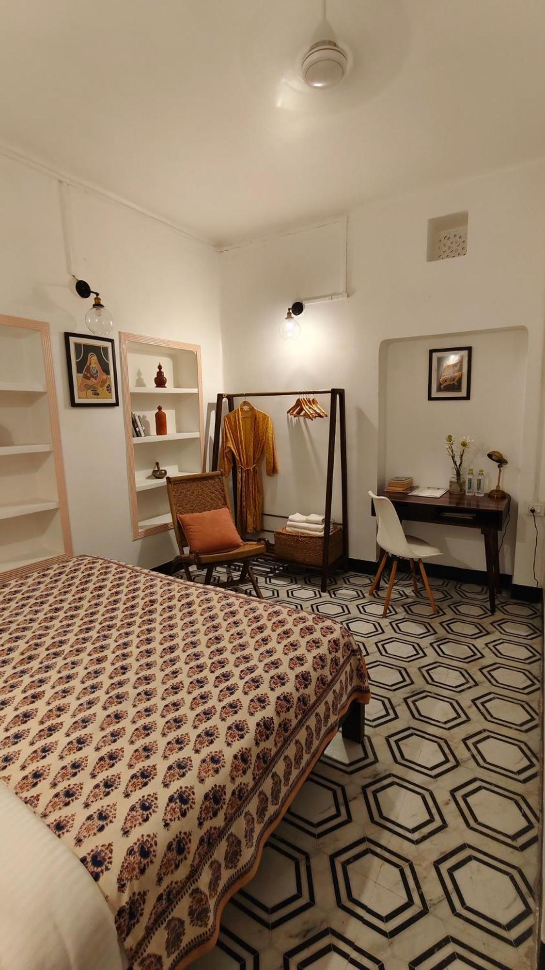 Nilay House Near Assi Ghat Homestay *