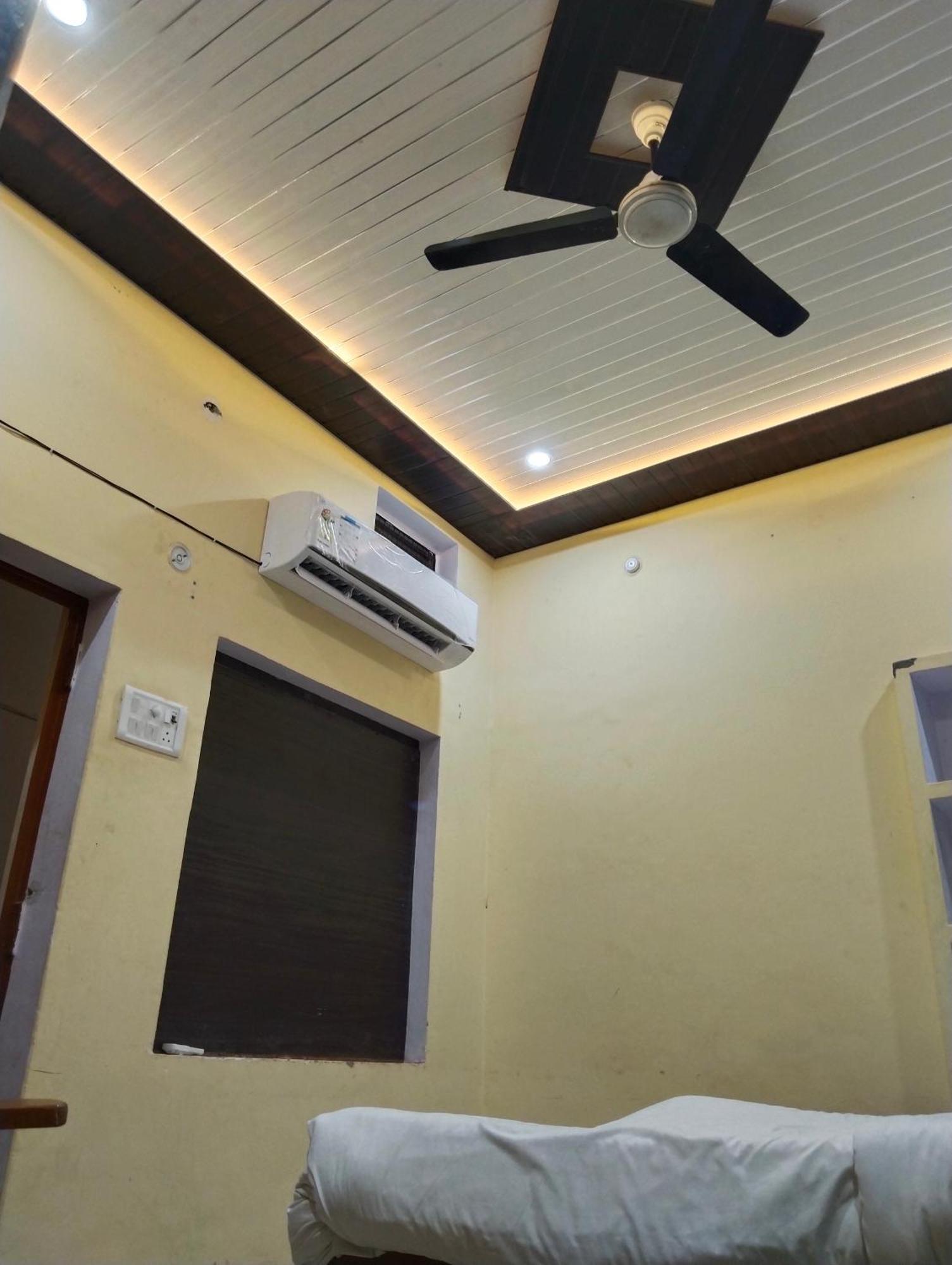 Guest house Mandakini Paying