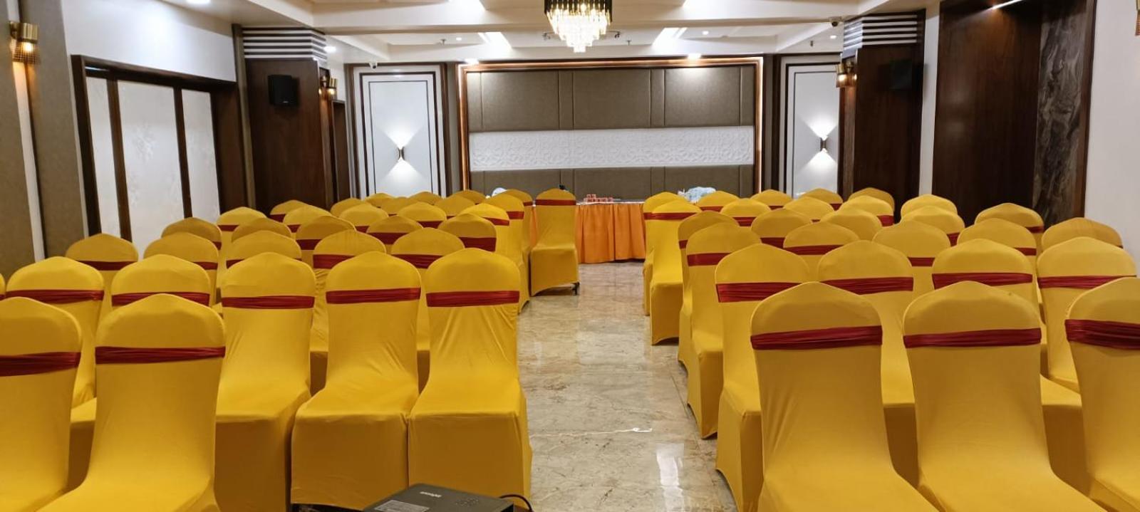 Abhinav International Hotel Varanasi