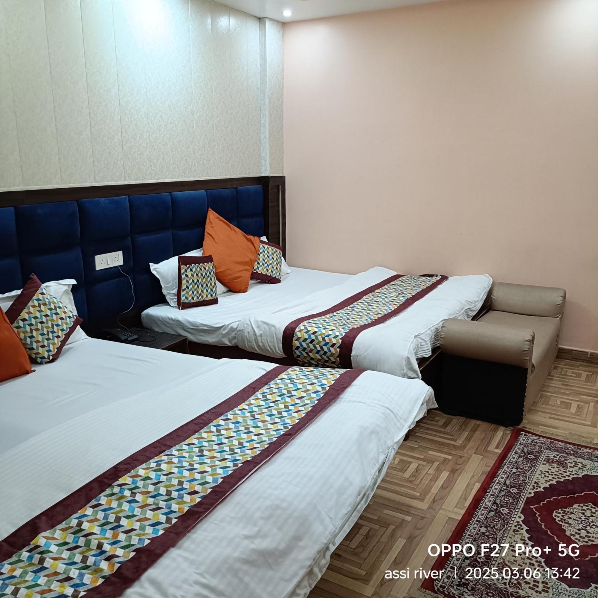 Hotel Picasso Prime Location