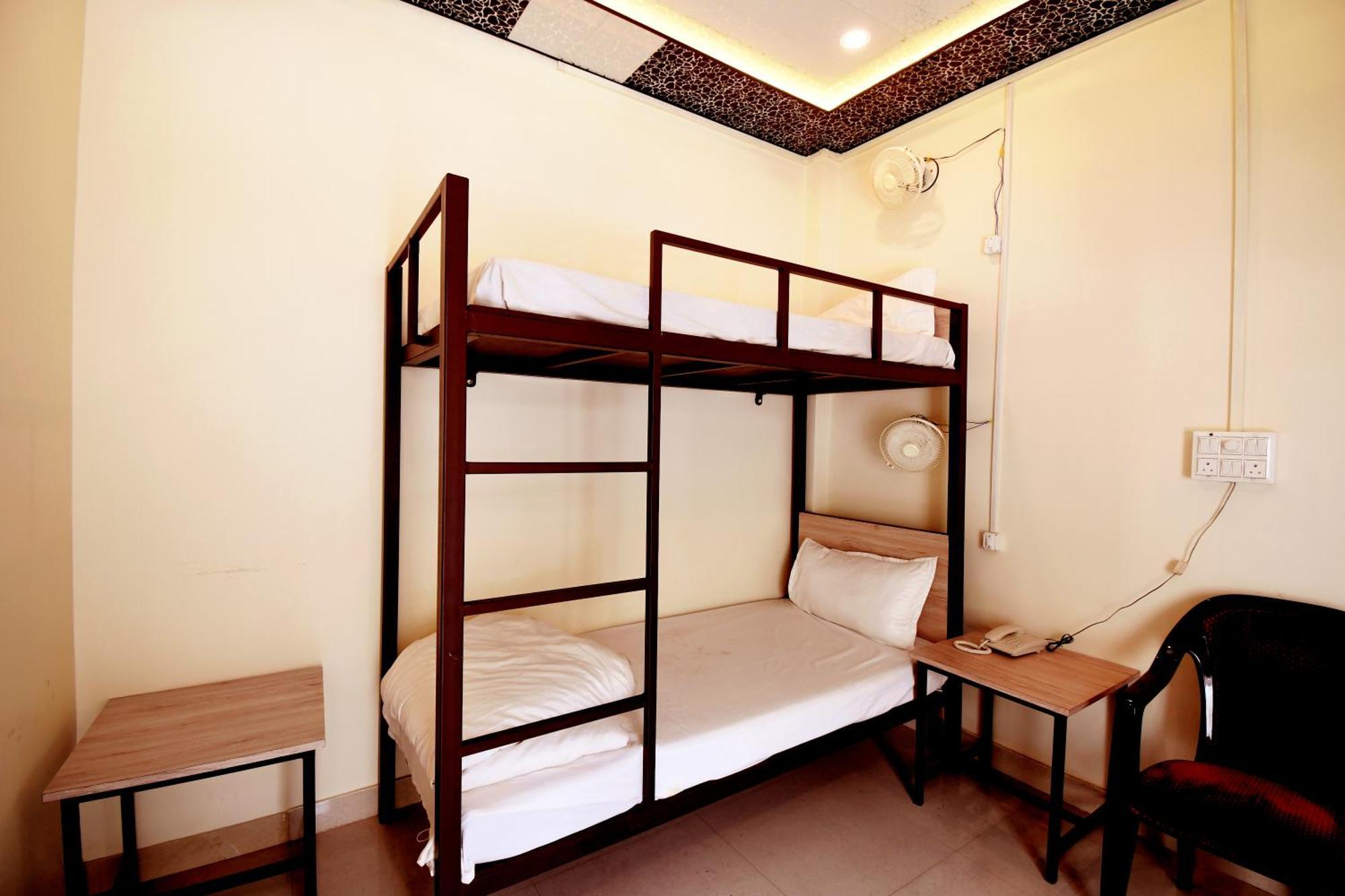 The Anandvan Palace- 300 Meter From Harishchandra Ghat * Varanasi