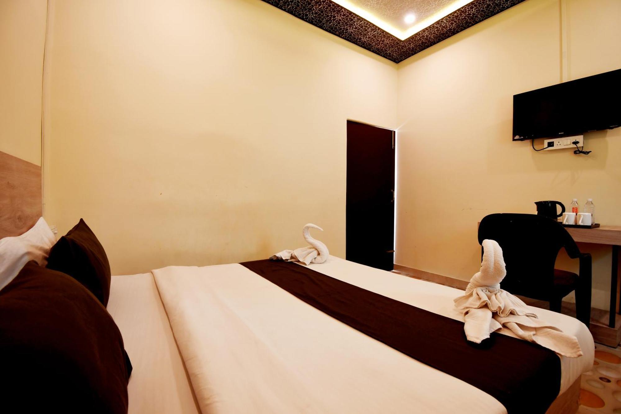 The Anandvan Palace- 300 Meter From Harishchandra Ghat Varanasi