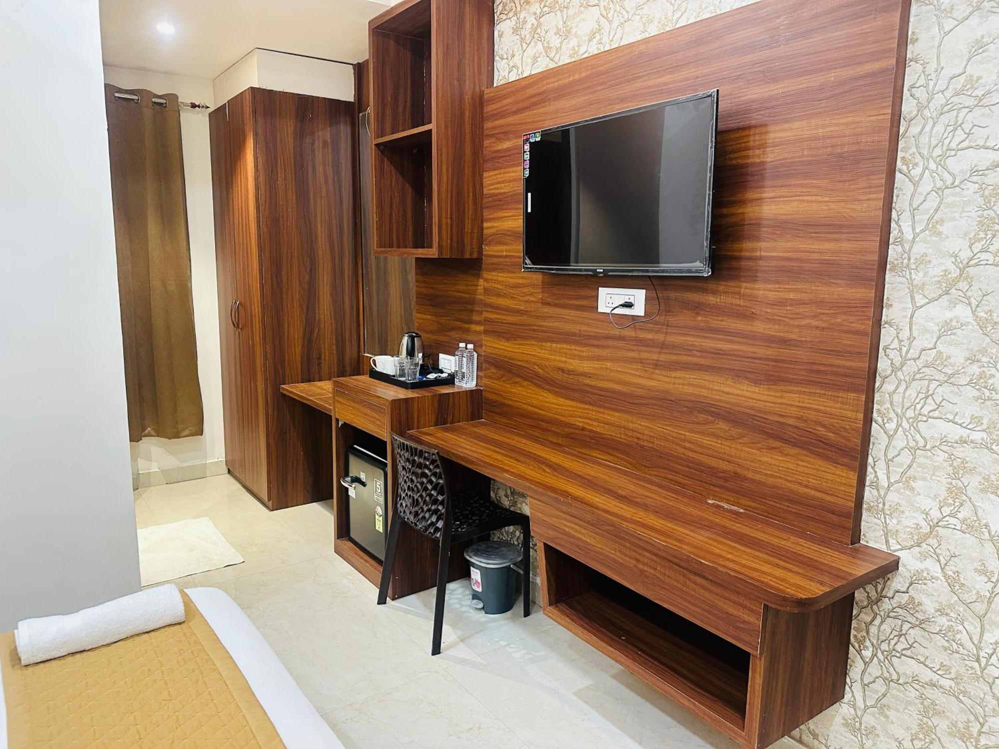 Deep Palace Hotel 5*