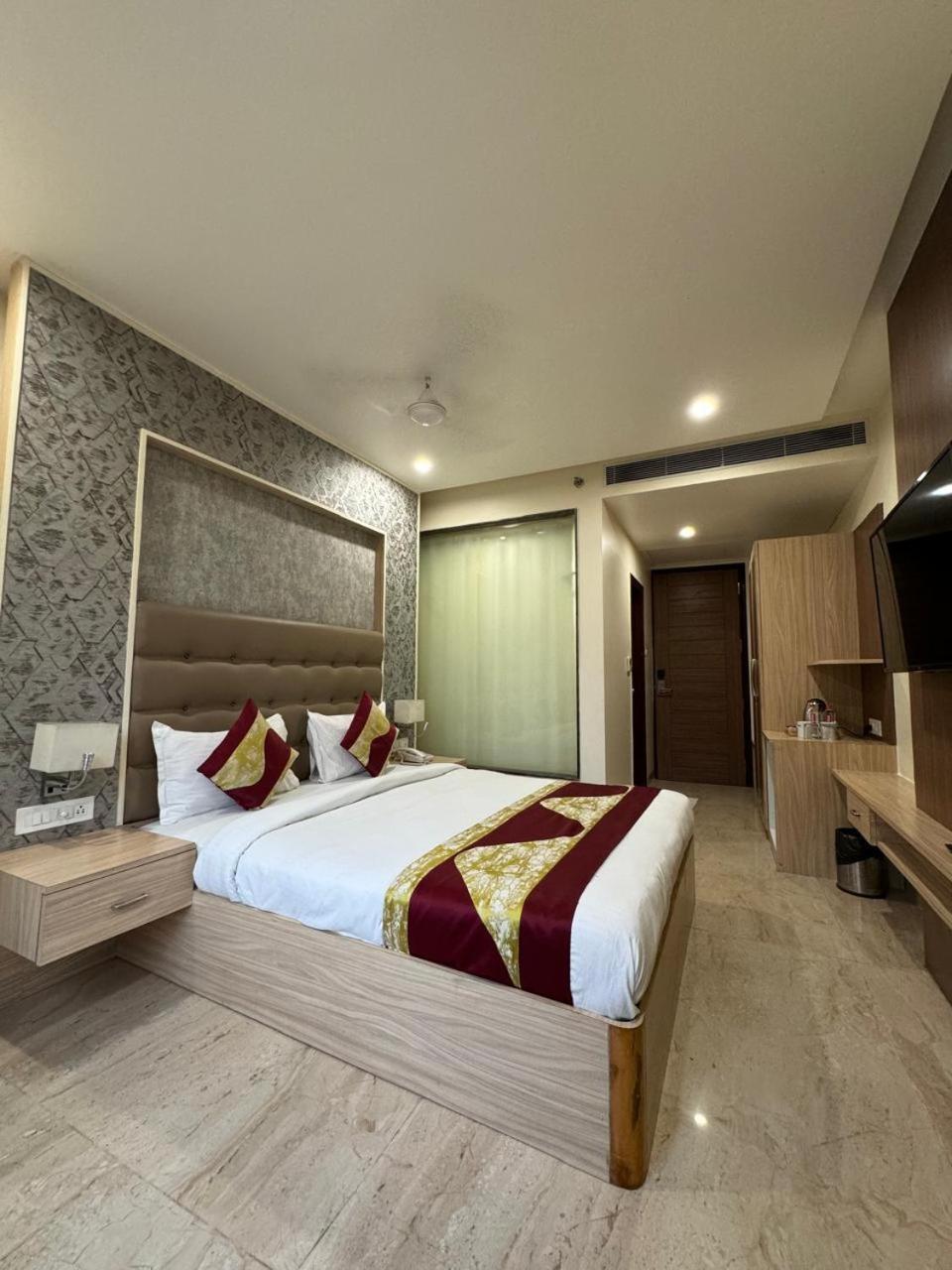 Hotel River Rhythm Assi Ghat 3*