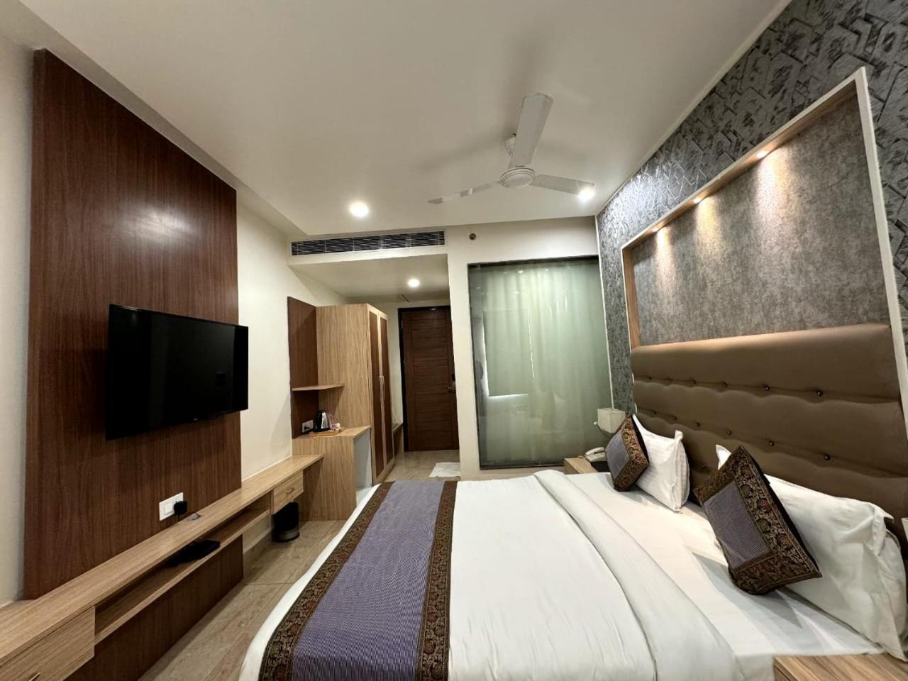 Hotel River Rhythm Assi Ghat 3*