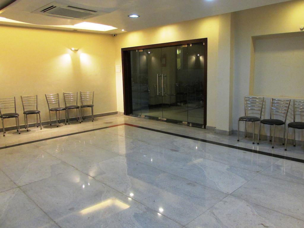 The Sapphire Grand 3* Varanasi