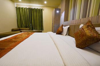 Hotel Oyo Premium Assi Ghat Varanasi