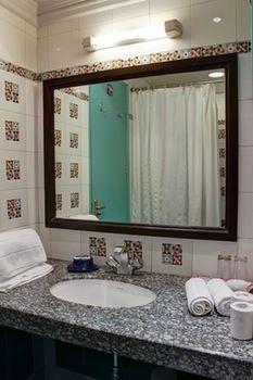 Hotel Palace On Ganges - Heritage 3*
