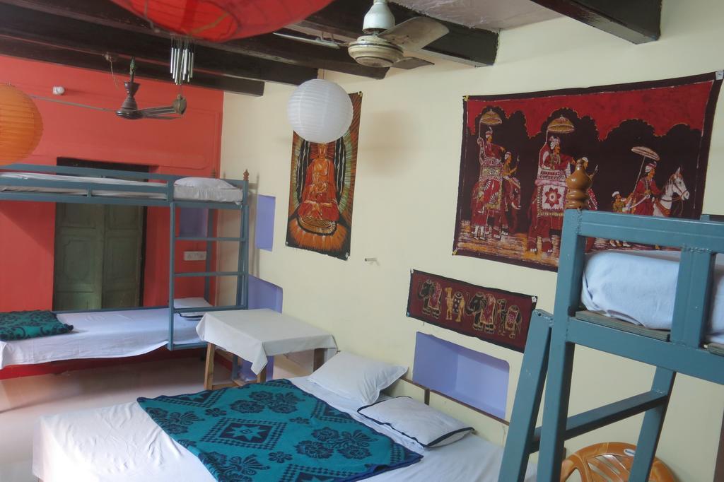 Guest house Suraj