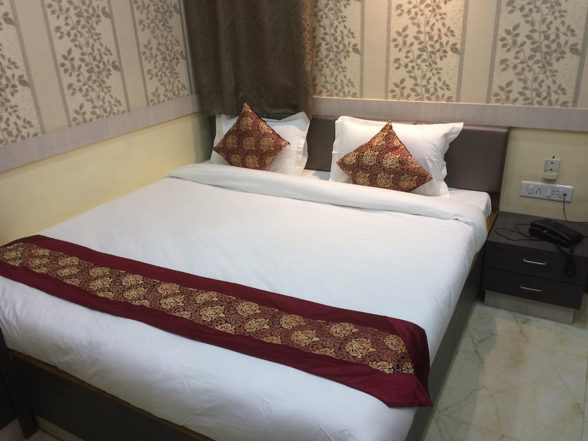 Hotel Rahil Palace