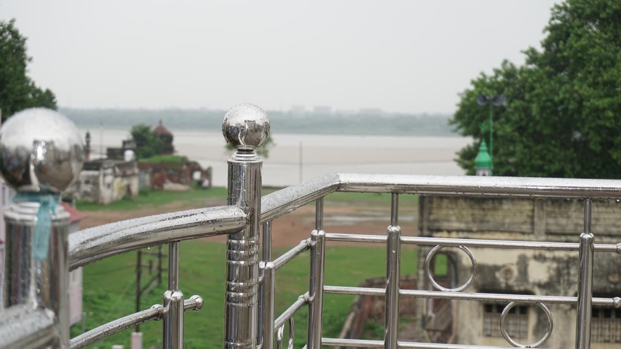 Golden River Bed & Breakfast Varanasi