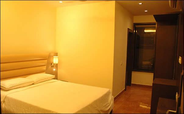 J S Residency Hotel 3*