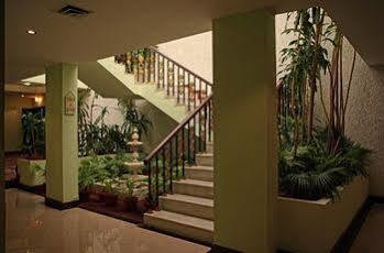 Hotel Clarks Limited Varanasi