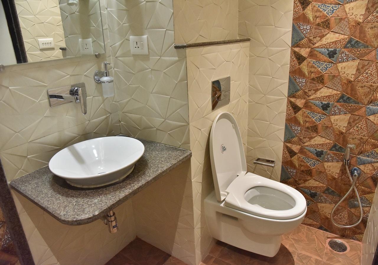 Hotel Rk Grand Varanasi