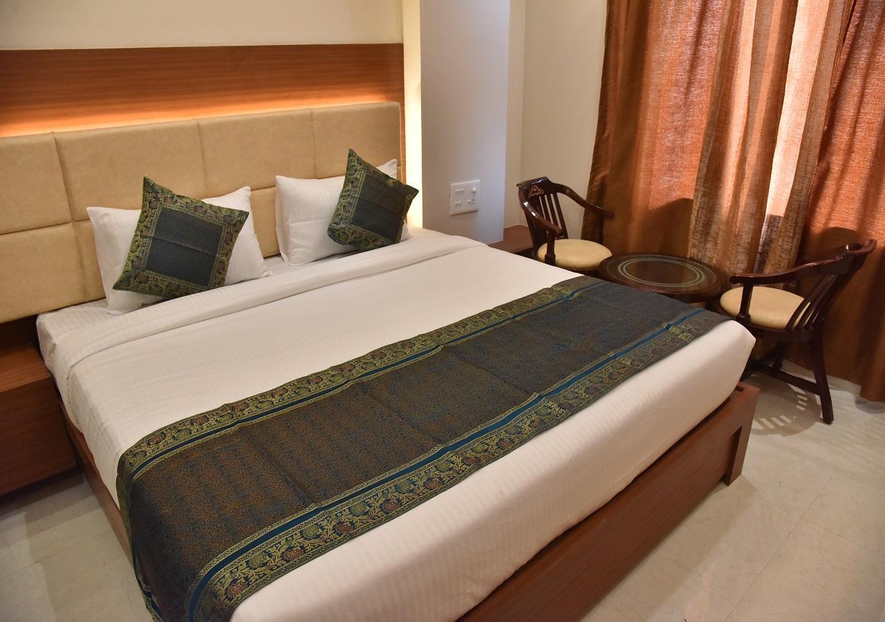 Rk Grand Hotel