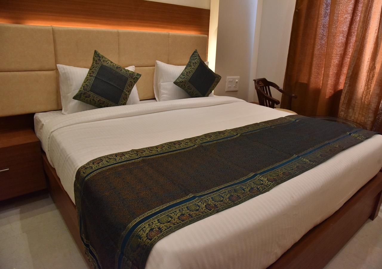 Rk Grand Hotel