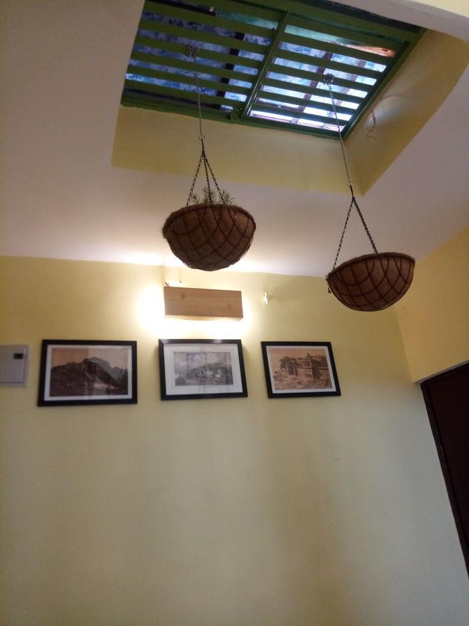 Hostel Chatter Box *