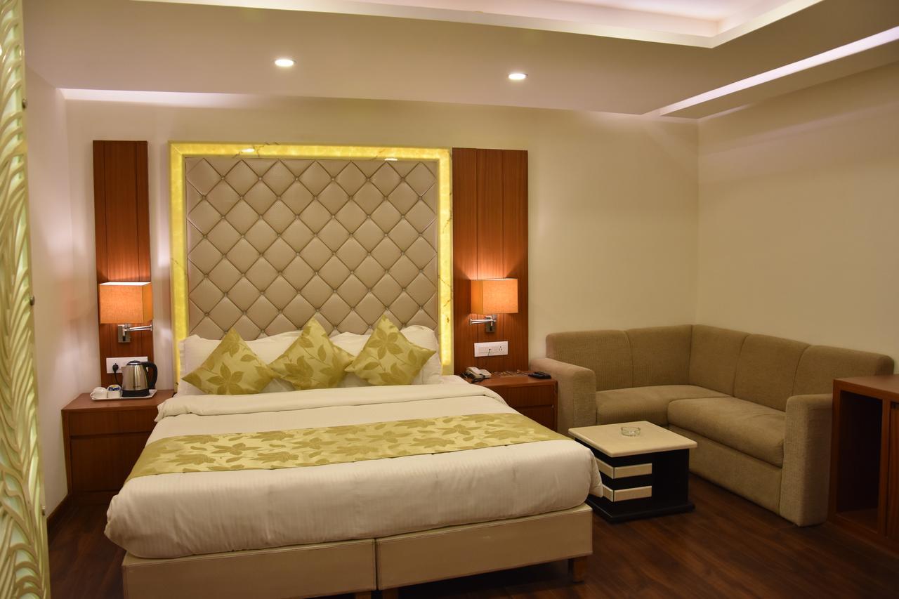 Meadows Hotel Varanasi