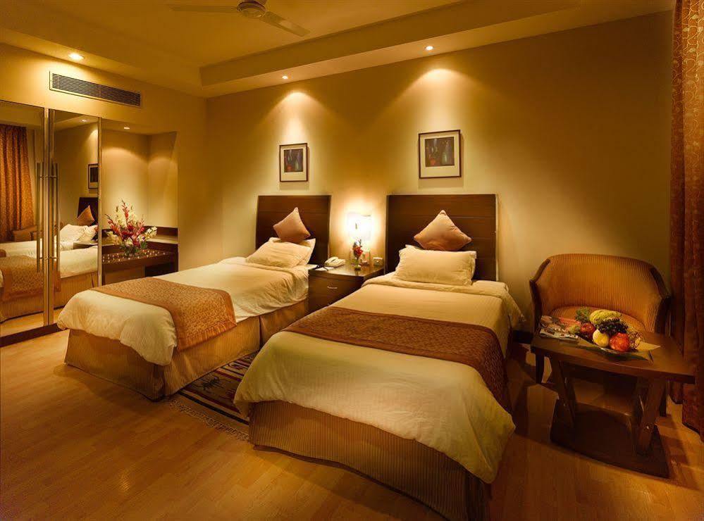 Hindusthan International, Varanasi
