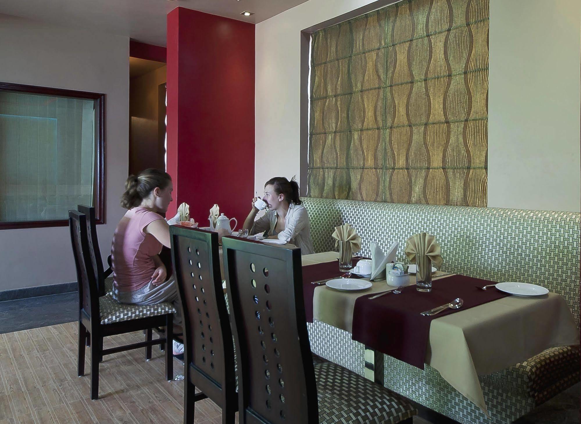Hotel Heritage At Assi Ghat