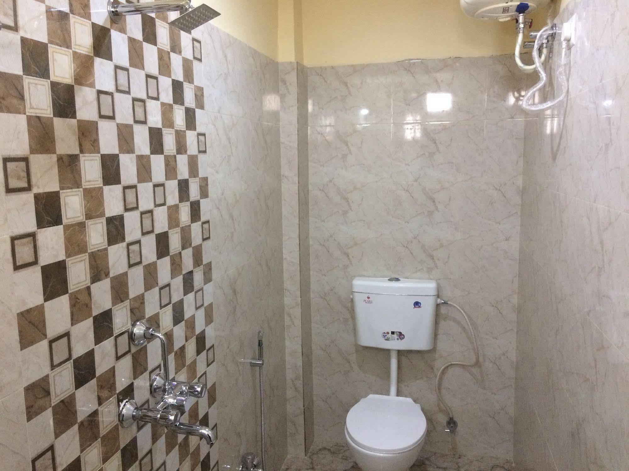 Hotel Rahil Palace Varanasi