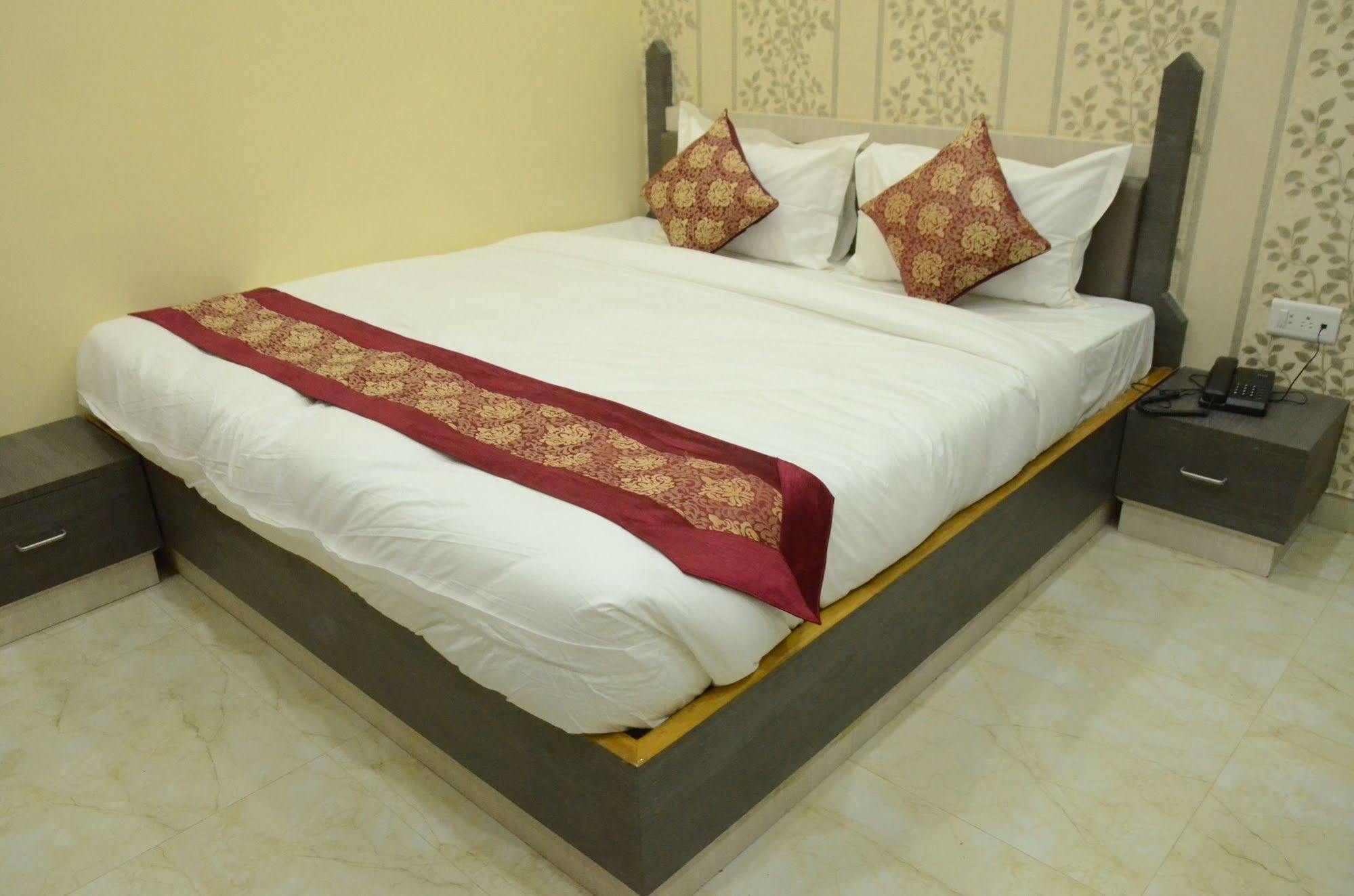Rahil Palace Hotel
