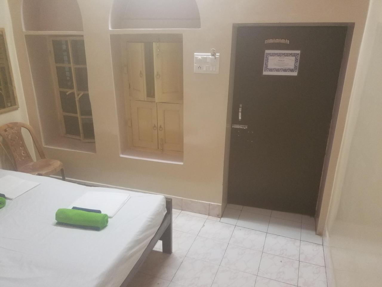 Baba Guest house Varanasi